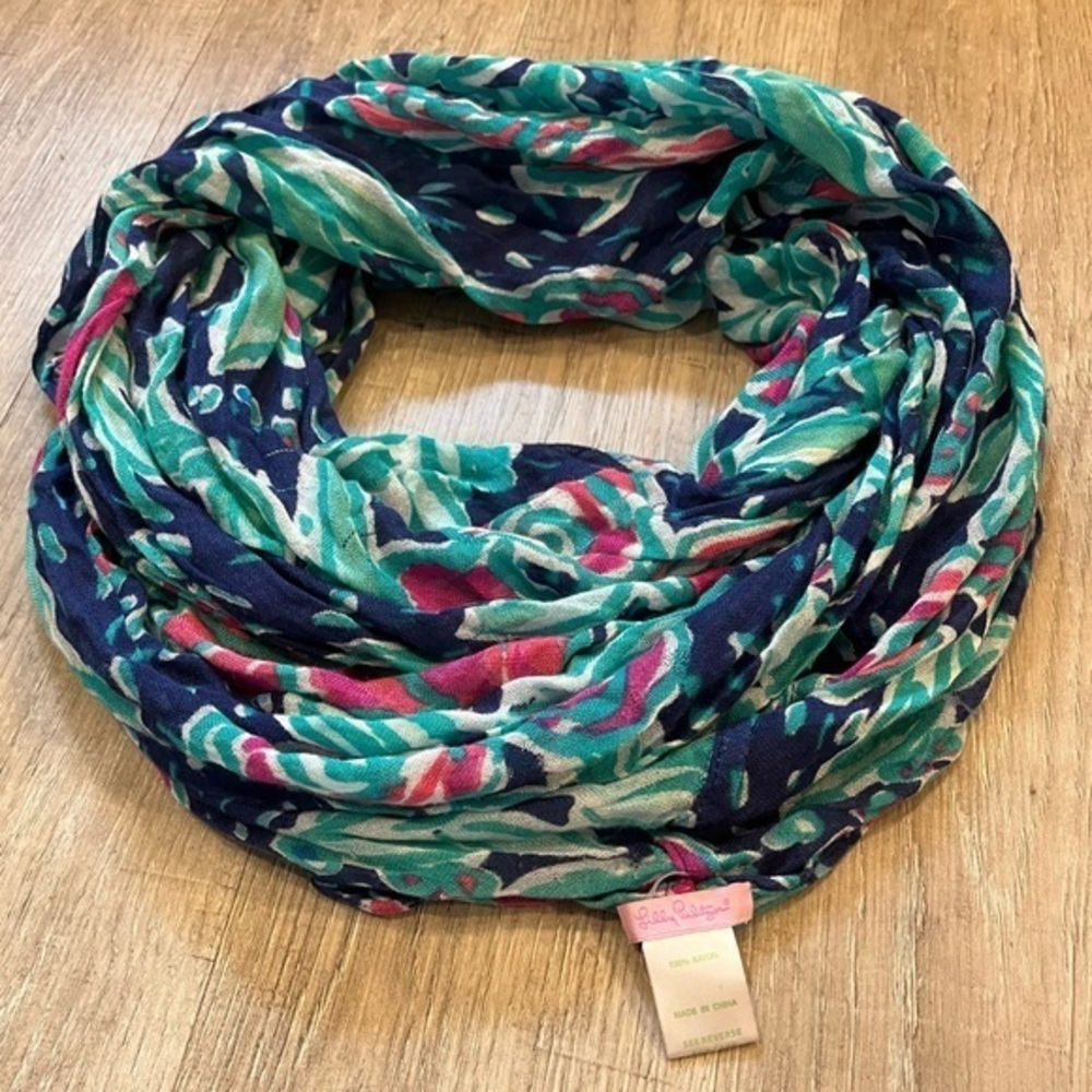 Lilly Pulitzer Vibrant Patterned Infinity Scarf - Navy, Pink, and Green